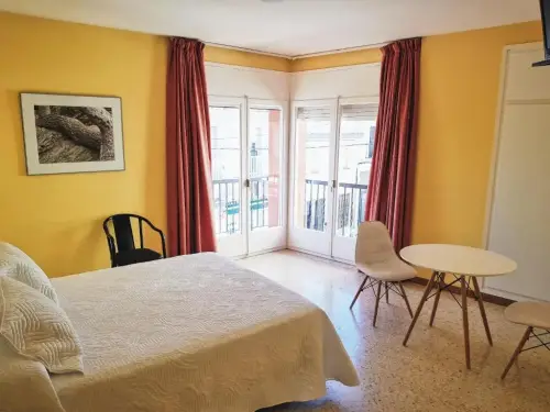 Habitación Doble — Hostal Lara, Llançà