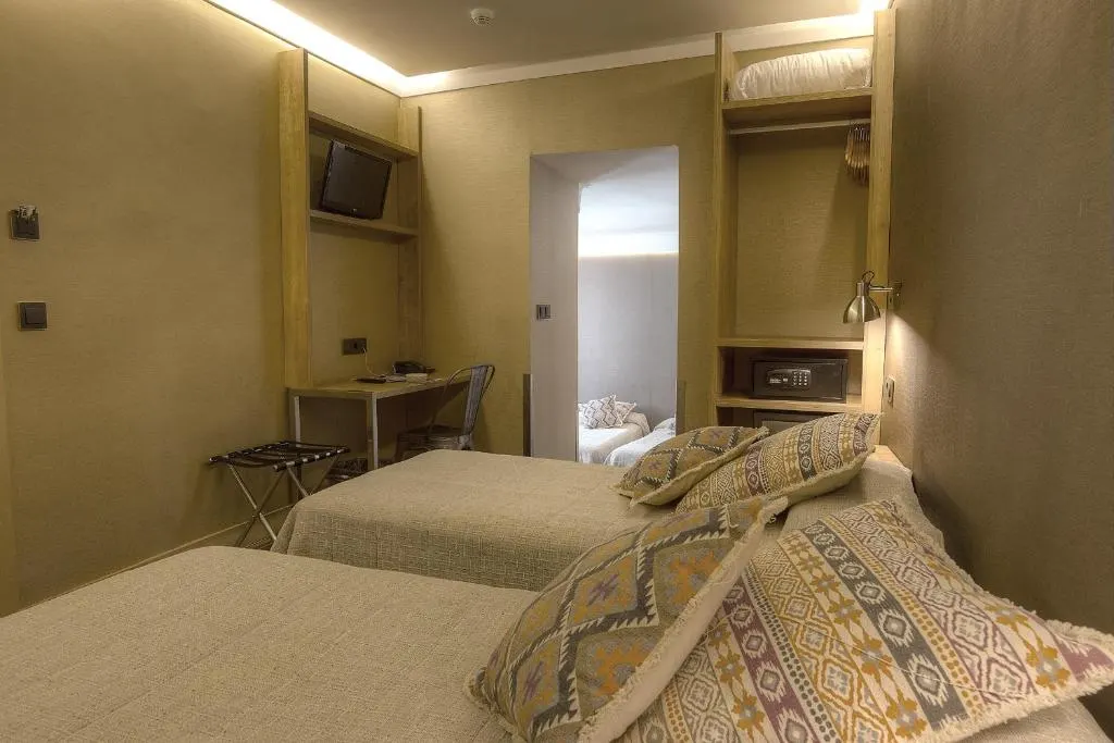 Habitación Familiar — Los Patios, Córdoba
