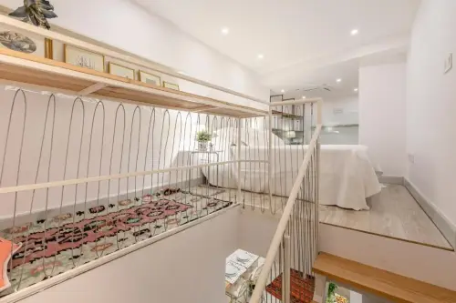 Interior — Loft duplex Sevilla wall, Sevilla