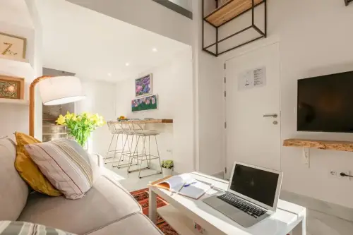 Interior — Loft duplex Sevilla wall, Sevilla